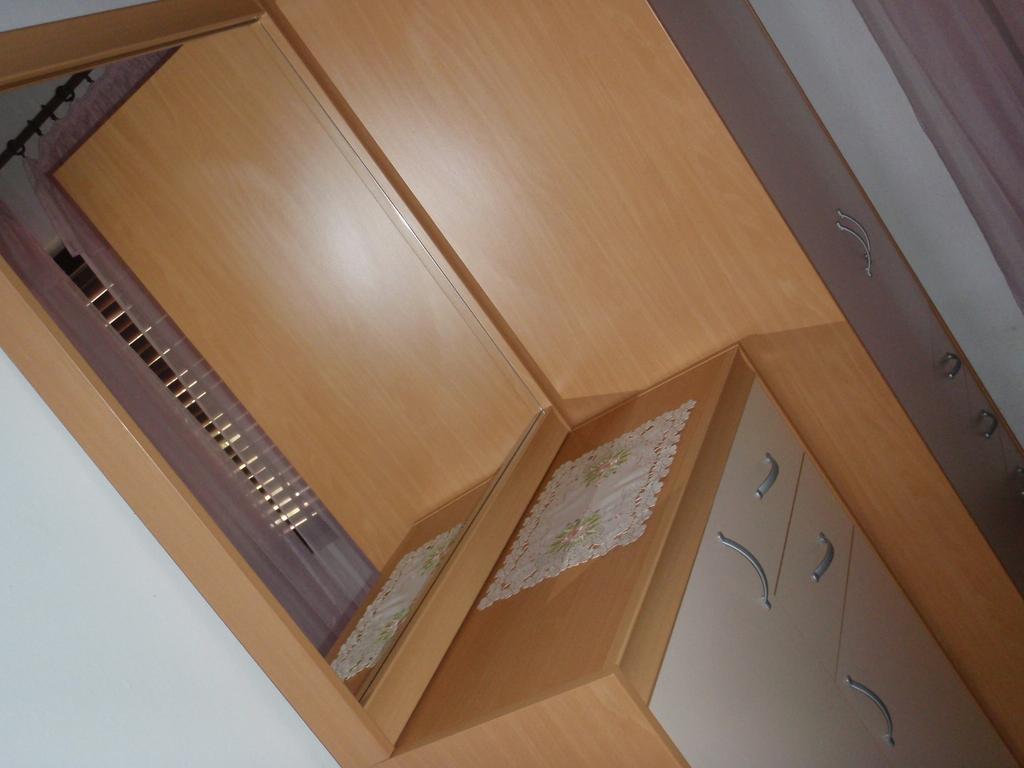 Apartments Ariana باغ المظهر الخارجي الصورة