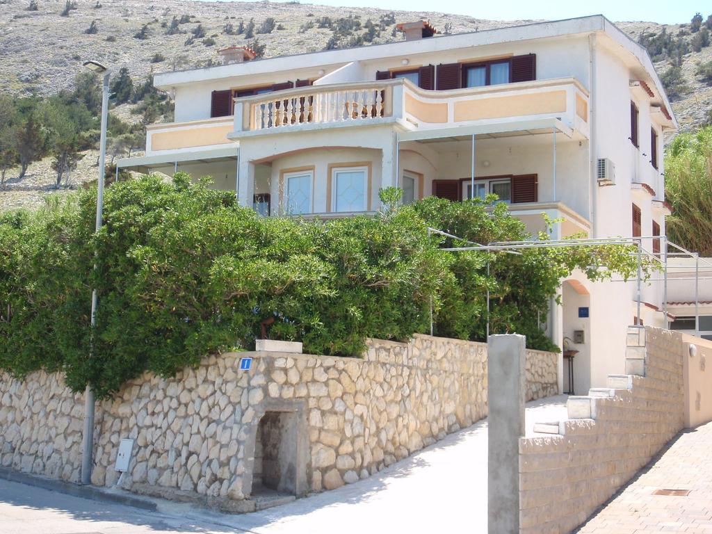 Apartments Ariana باغ المظهر الخارجي الصورة